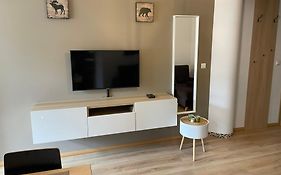 Przystanek Karpacz - ul Komuny Paryskiej 3